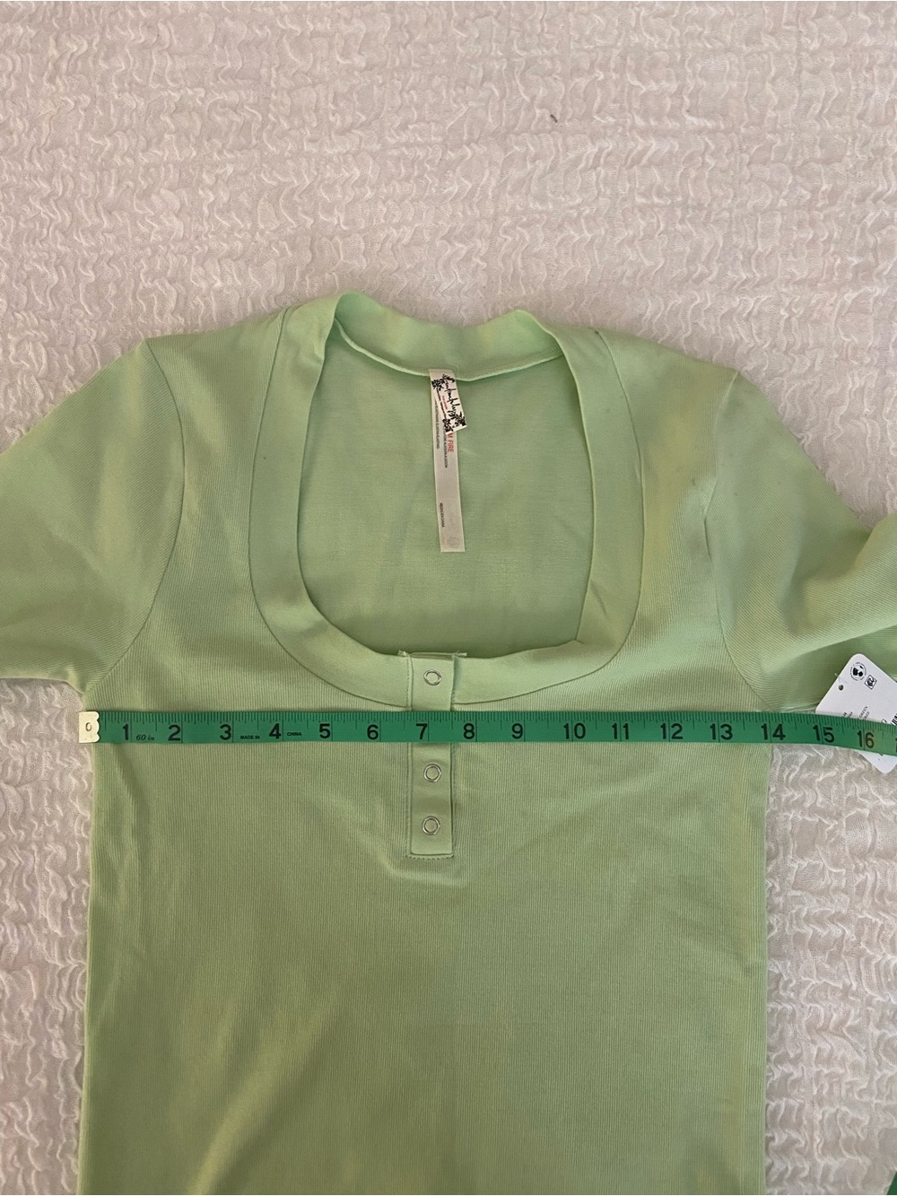 NWT INTIMATELY FREE PEOPLE LONG SLEEVE RIBBED HENLEY GREEN SHIRT SIZE M/L - Picture 7 of 8